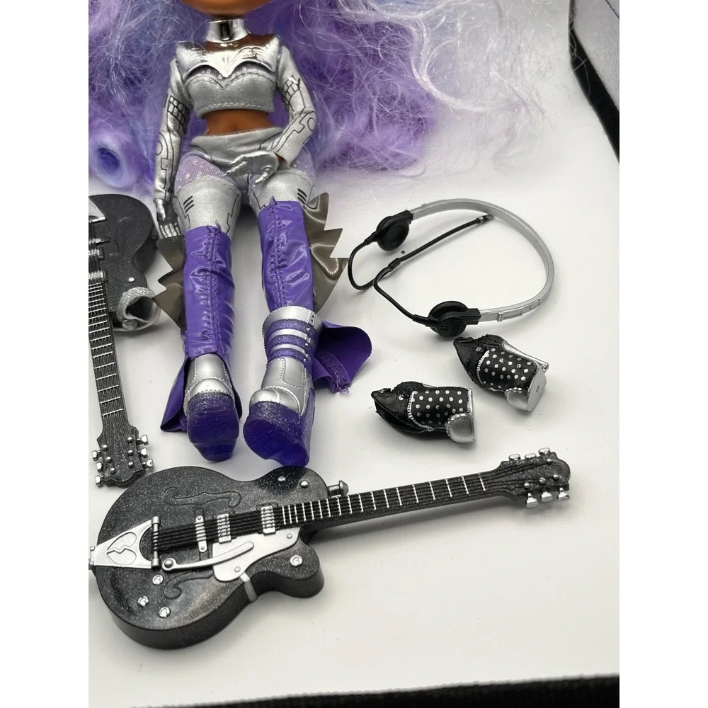 LOL Surprise OMG Remix Kitty K Fashion Doll with Guitars and Accessories Purple